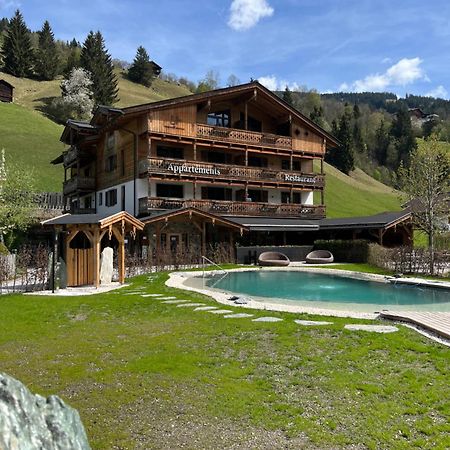 Appartements Liebe Heimat ซาลบาคฮินเทอร์เกลมม์ ภายนอก รูปภาพ
